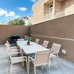 Modern Escape In St Julian W Pool By Arcocollection ヴィラ Saint Julian's