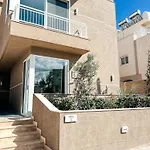 Modern Escape In St Julian W Pool By Arcocollection ヴィラ *