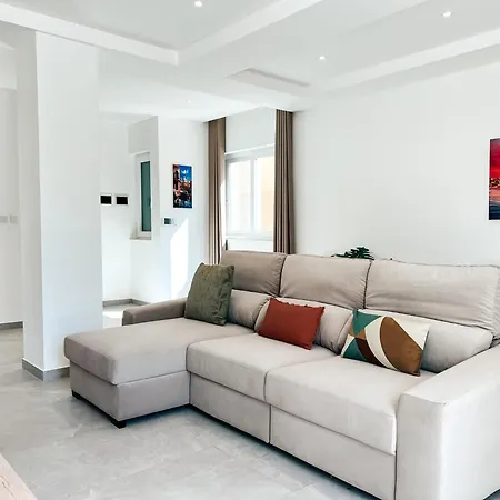 Modern Escape In St Julian W Pool By Arcocollection San Ġiljan