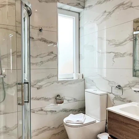 Vilă Modern Escape In St Julian W Pool By Arcocollection