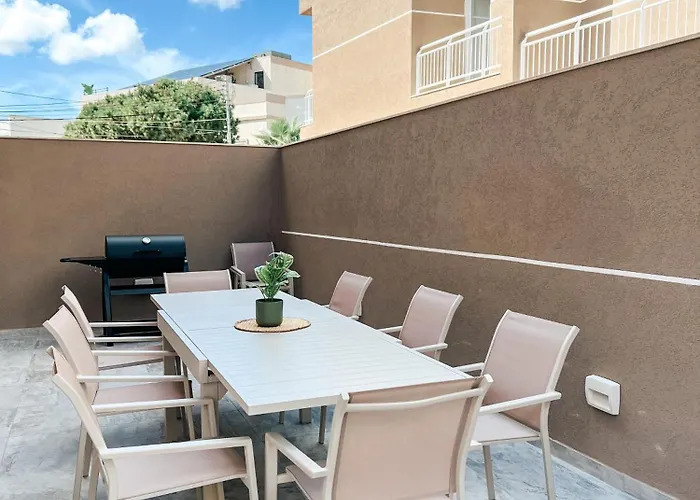 Modern Escape In St Julian W Pool By Arcocollection Villa San Ġiljan